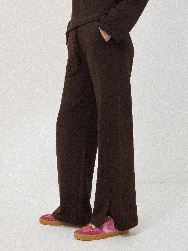 Satin Waistband Jersey Joggers | Chocolate Pure White Jersey Tee