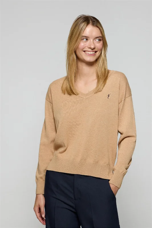 Jersey de punto color caramelo vigoré con cuello de pico y logo bordado Rigby Go Striped Jersey Top Jersey de punto color caramelo vigoré con cuello de pico y logo bordado Rigby Go Striped Jersey Top