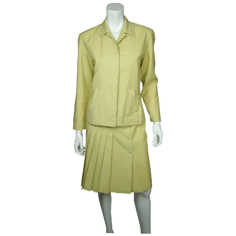 Vintage 1970s Cacharel Paris Skirt Suit Chartreuse Pure Wool Ladies Size M 8 velvet skirt rich Vintage 1970s Cacharel Paris Skirt Suit Chartreuse Pure Wool Ladies Size M 8 velvet skirt rich