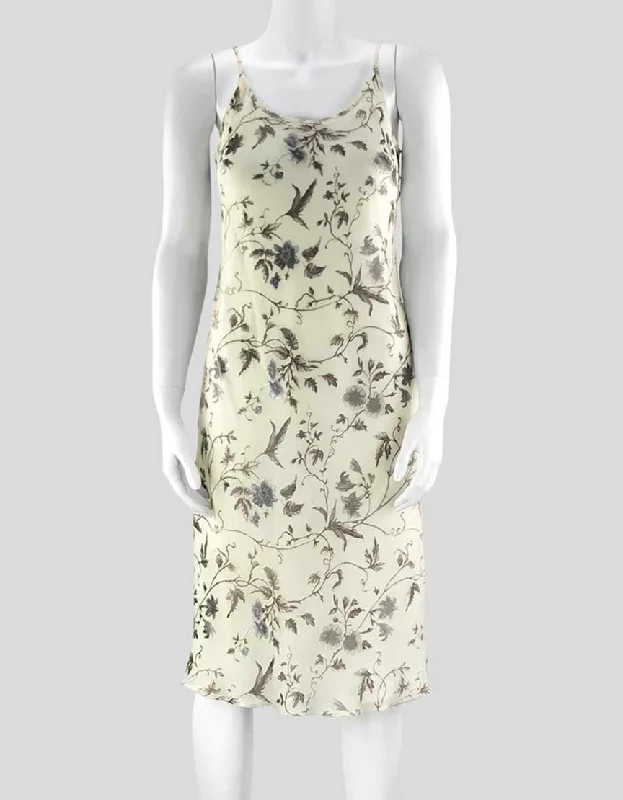 Giorgio Armani Le Collezioni Women's Cream Sleeveless Silk Slip Dress - 4 US Tunics Business professional Giorgio Armani Le Collezioni Women's Cream Sleeveless Silk Slip Dress - 4 US Tunics Business professional