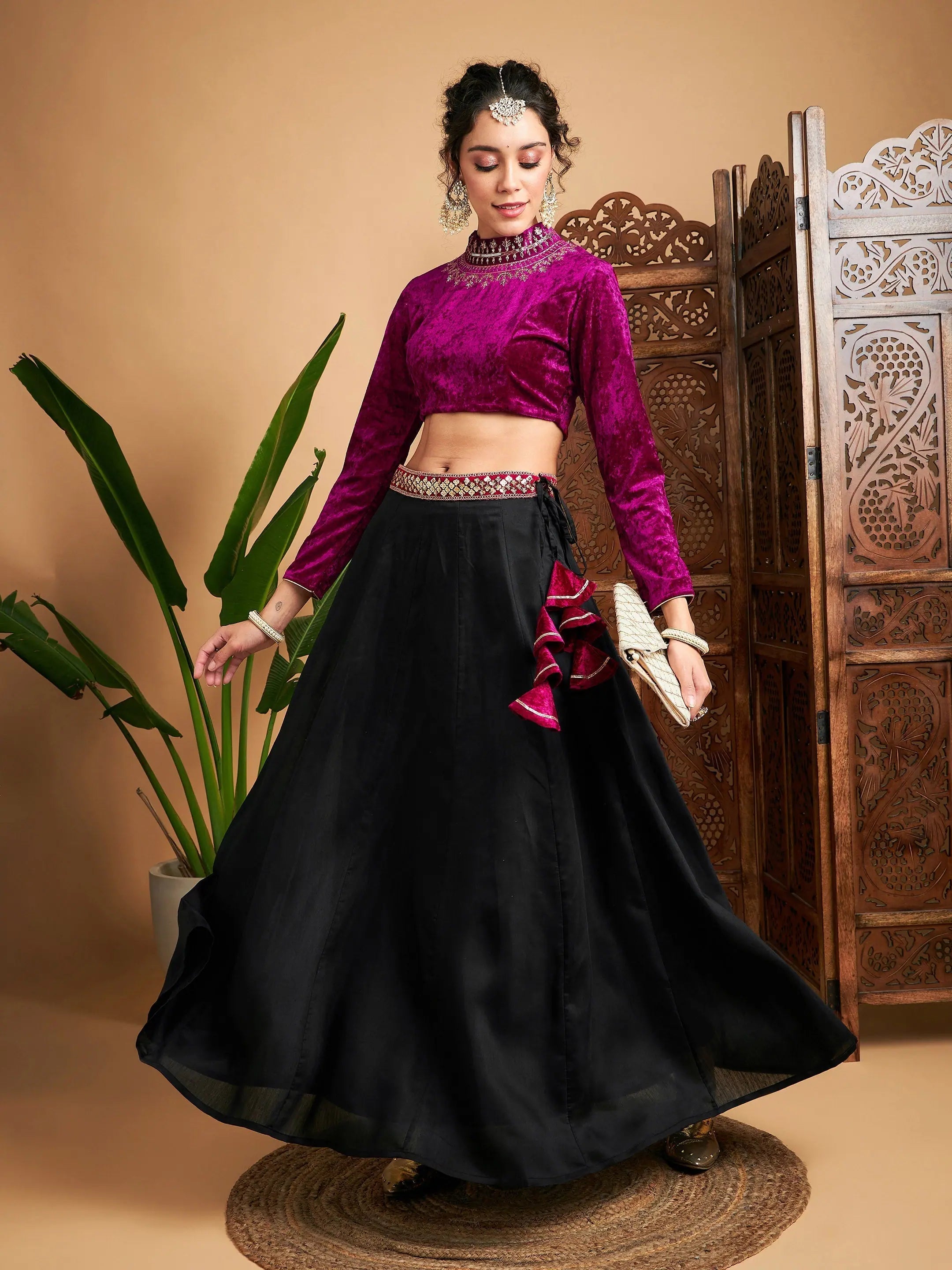 Women Black Solid Skirt With Fuchsia Velvet Crop Top Boxy Fit Fitted Loose