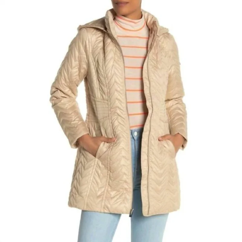 Zigzag Quilted Mid-Length Detachable Hood Puffer Jacket In Beige Snapped Jacket Toggled Jacket Drawstring Jacket Zigzag Quilted Mid-Length Detachable Hood Puffer Jacket In Beige Snapped Jacket Toggled Jacket Drawstring Jacket