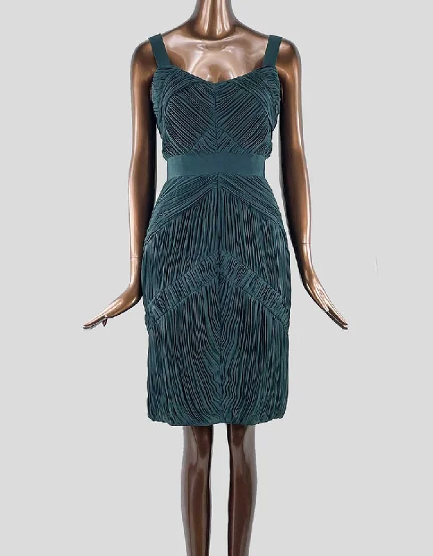 Burberry London Sheath Cocktail Dress - 6 US Tunics Fleece cozy