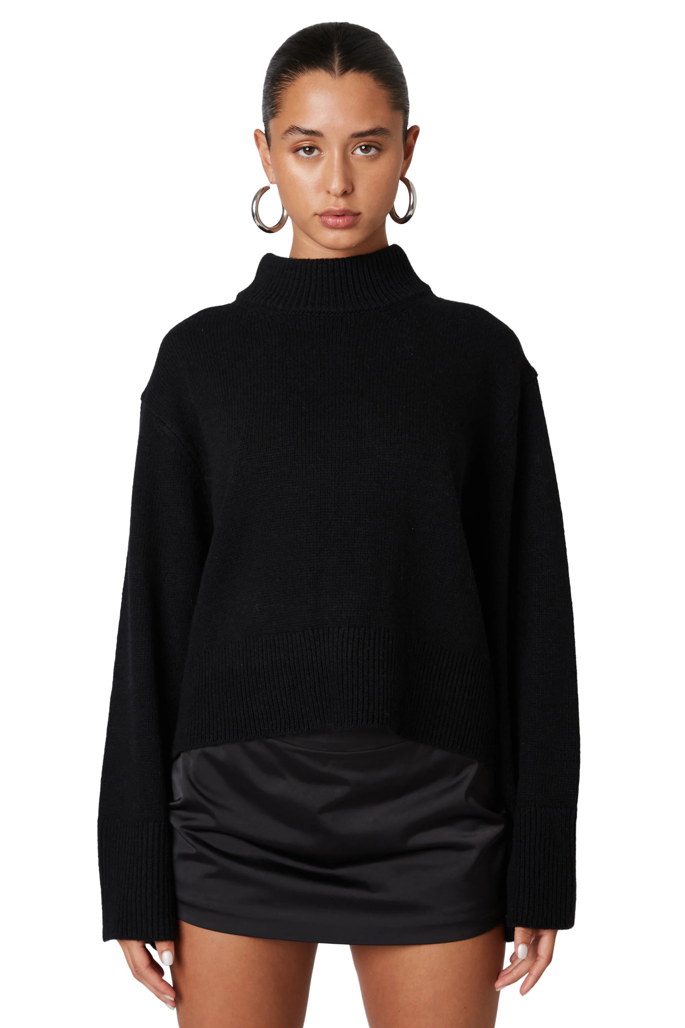 Yvonne Sweater-Black Fitted Slim Tailored