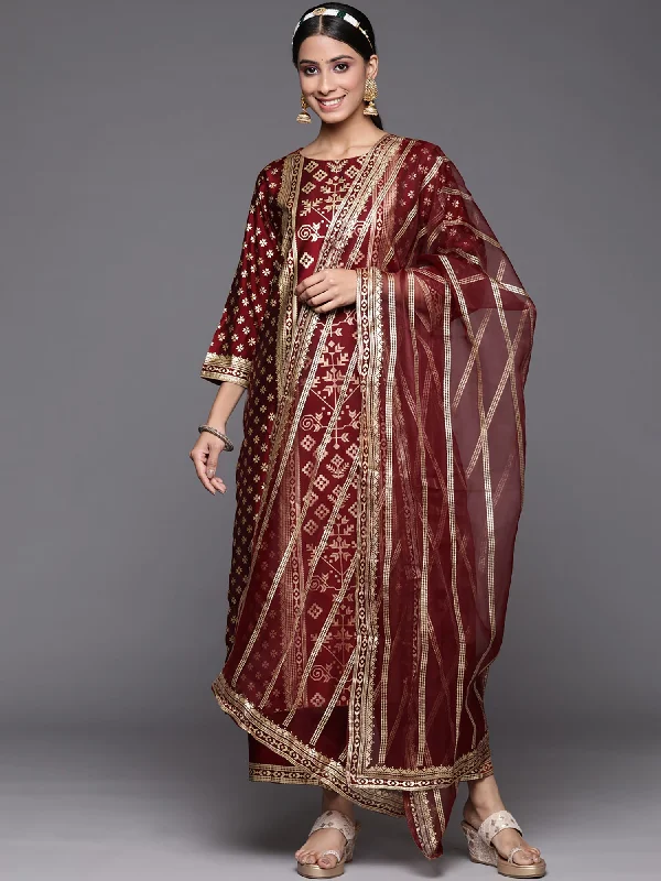 Women's Maroon Printed Straight Kurta Trousers With Dupatta Set - Indo Era Trousers Spring Floral Women's Maroon Printed Straight Kurta Trousers With Dupatta Set - Indo Era Trousers Spring Floral
