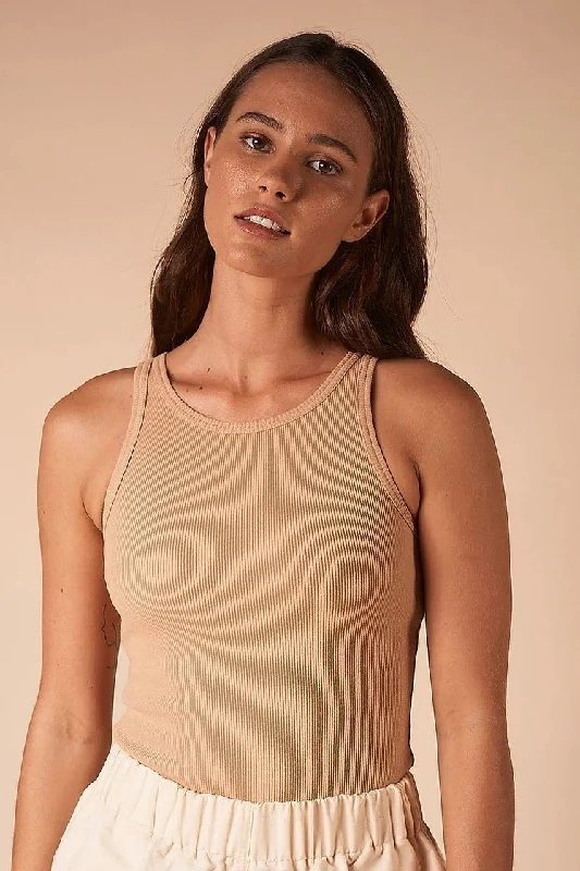 SUMMI SUMMI Womens Racer Tank Top - Dark Nude casual tank top