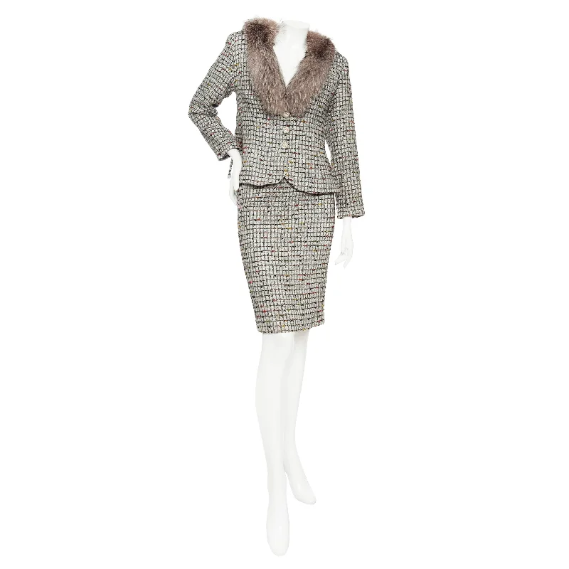 Vintage Silver Lurex Fur Collared Skirt Suit belted skirt waist