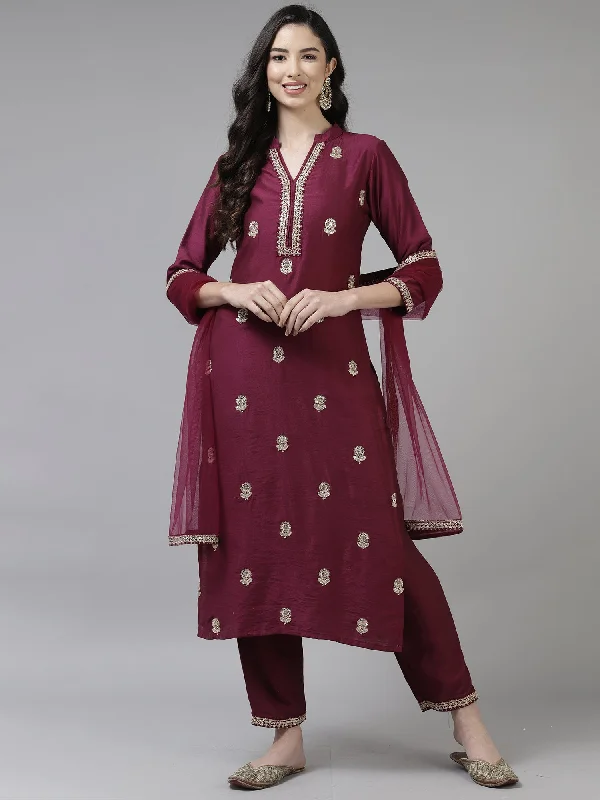 Women's Purple Embroidered Straight Kurta Trouser With Dupatta Set - Indo Era Trousers Print Floral Women's Purple Embroidered Straight Kurta Trouser With Dupatta Set - Indo Era Trousers Print Floral