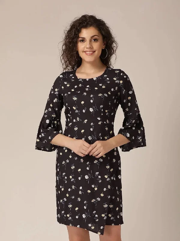 Bell sleeve overlap shift dress in Navy Crew Neckline Sporty