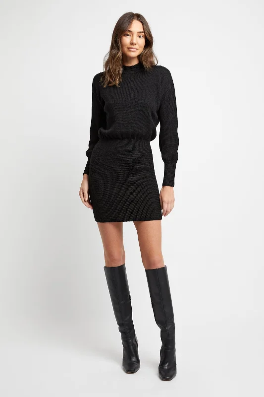 Autumn Skivvy Dress Crew Neckline Sporty