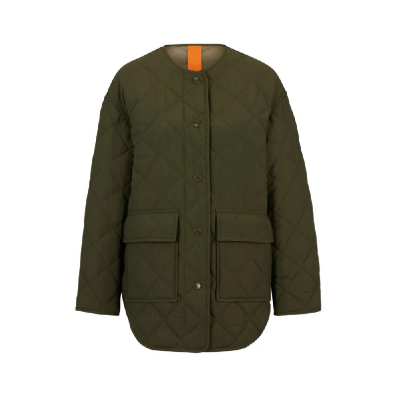Relaxed-fit water-repellent quilted jacket Front Pockets Side Pockets Patch Pockets