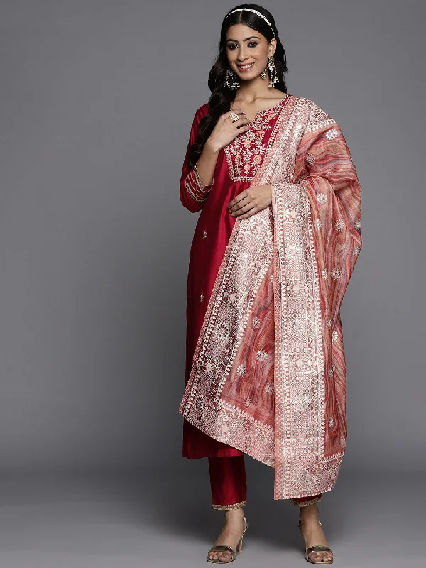 Women's Red Embroidered Straight Kurta Trousers With Dupatta Set - Indo Era Trousers Leather Faux Women's Red Embroidered Straight Kurta Trousers With Dupatta Set - Indo Era Trousers Leather Faux
