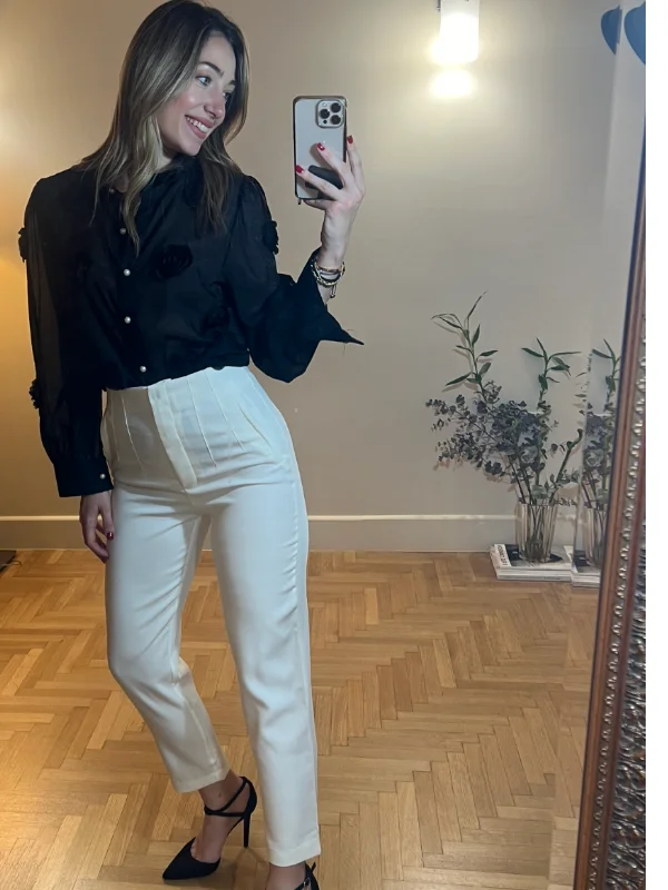 High waisted trousers Trousers chic elegant