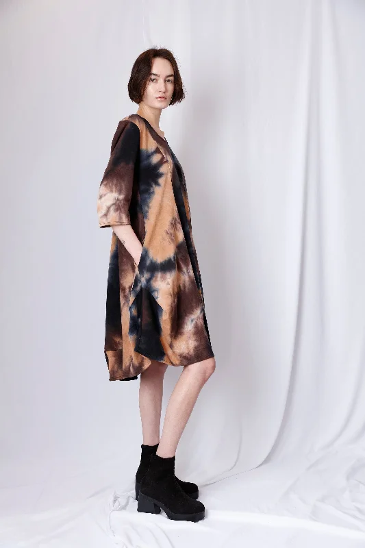 3/4 SLEEVE ROUND NECK VOLUME DRESS