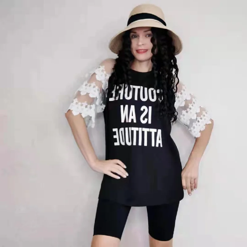 Women's Lace Stitching Short-sleeved T-shirt Summer Loose Design Sense  Split T-shirt Top Welt Pockets Slit Pockets