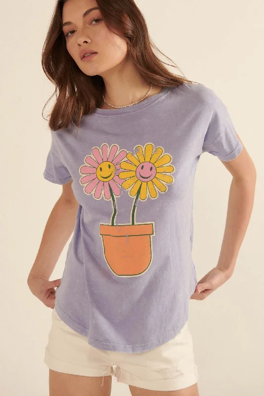 Happy Daisies Vintage-Wash Graphic Tee Denim Fabric Leather Fabric Suede Fabric